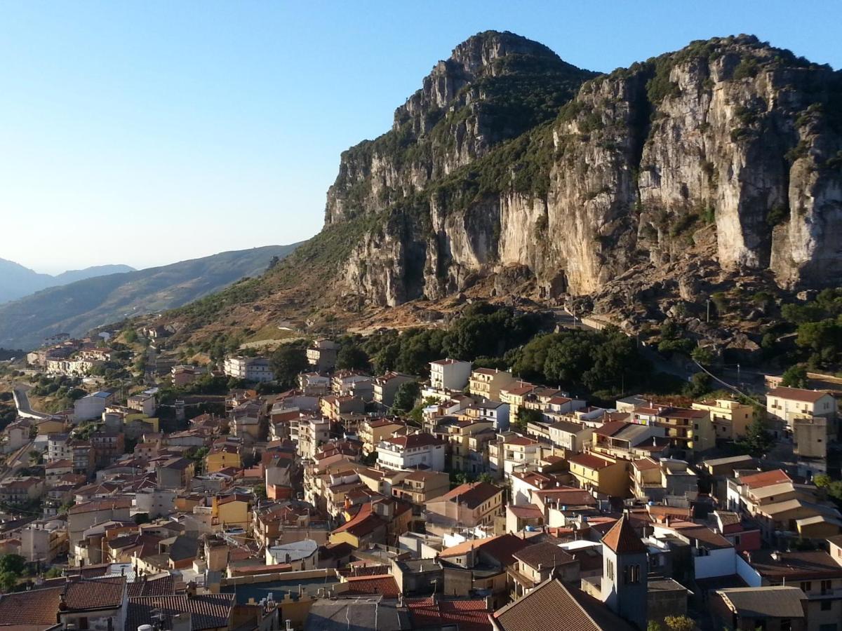 Fontana Seri Ulassai Dış mekan fotoğraf